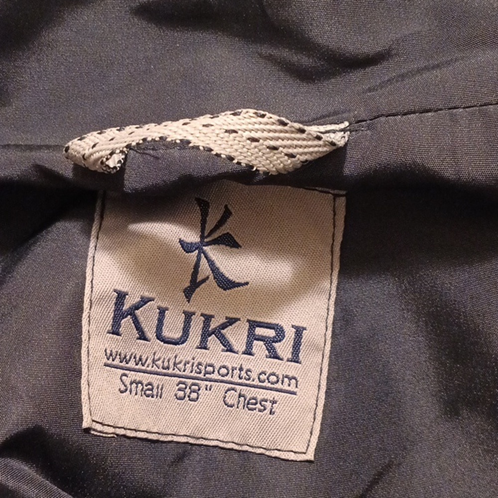 Kukri Windbreaker 1/4 Zip NWOT Unisex - Picture 2 of 3